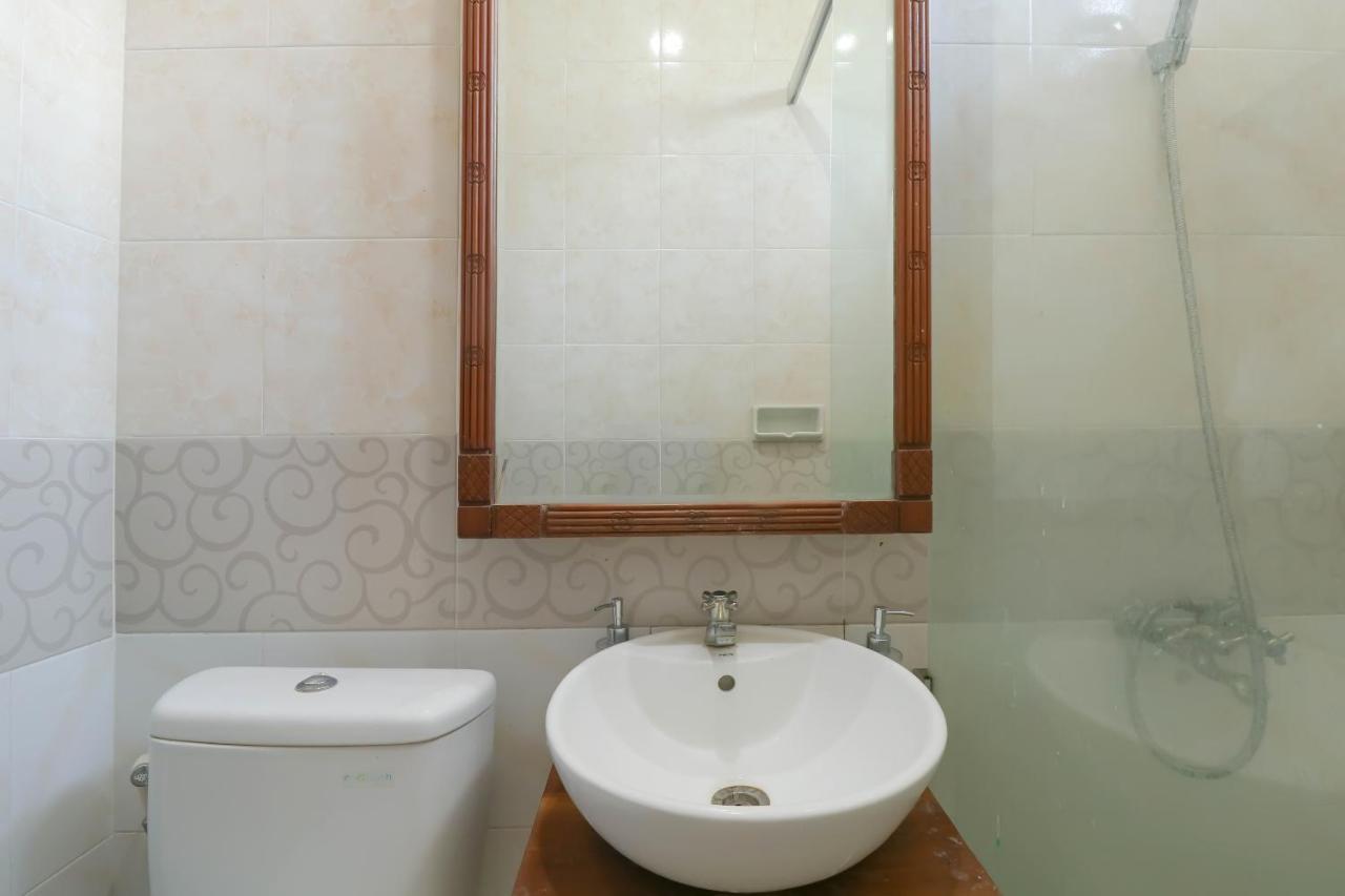 Oyo 2581 Ketut Smile Hotel Denpasa Buitenkant foto